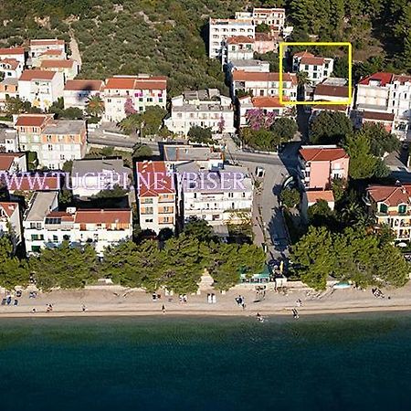 Apartmani Biser Tučepi エクステリア 写真