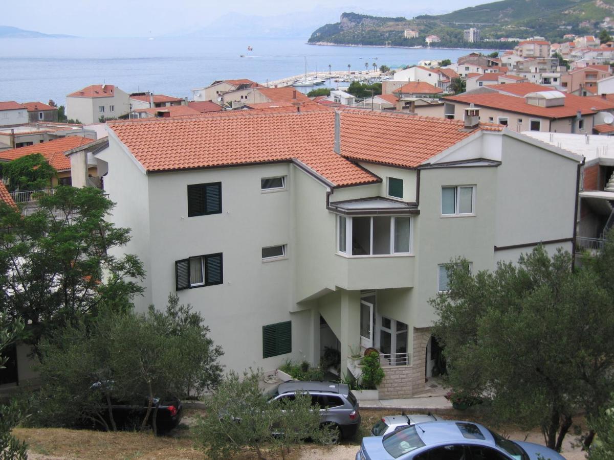 Apartmani Biser Tučepi エクステリア 写真